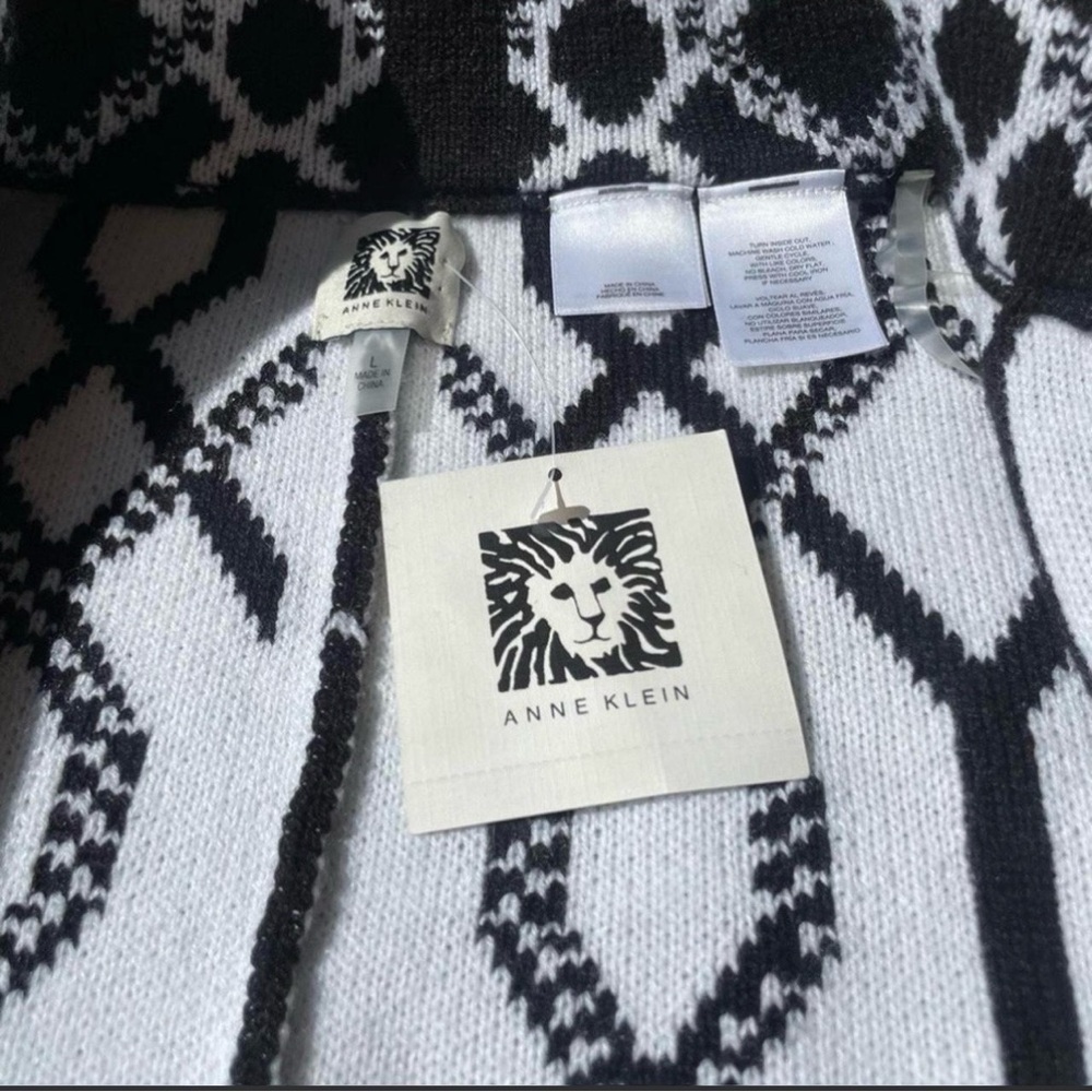 NWT Anne Klein Black White Full Zip Poncho Geometric Sweater Woman's Large - Picture 4 of 8
